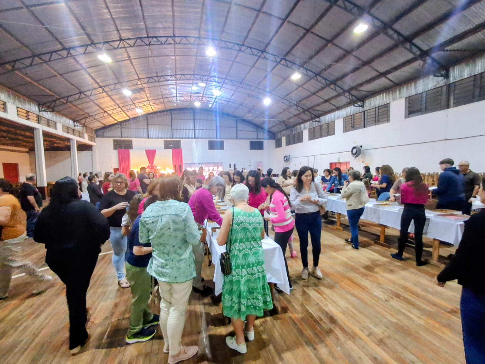 Encerrando a programação, o público participou de um momento de confraternização