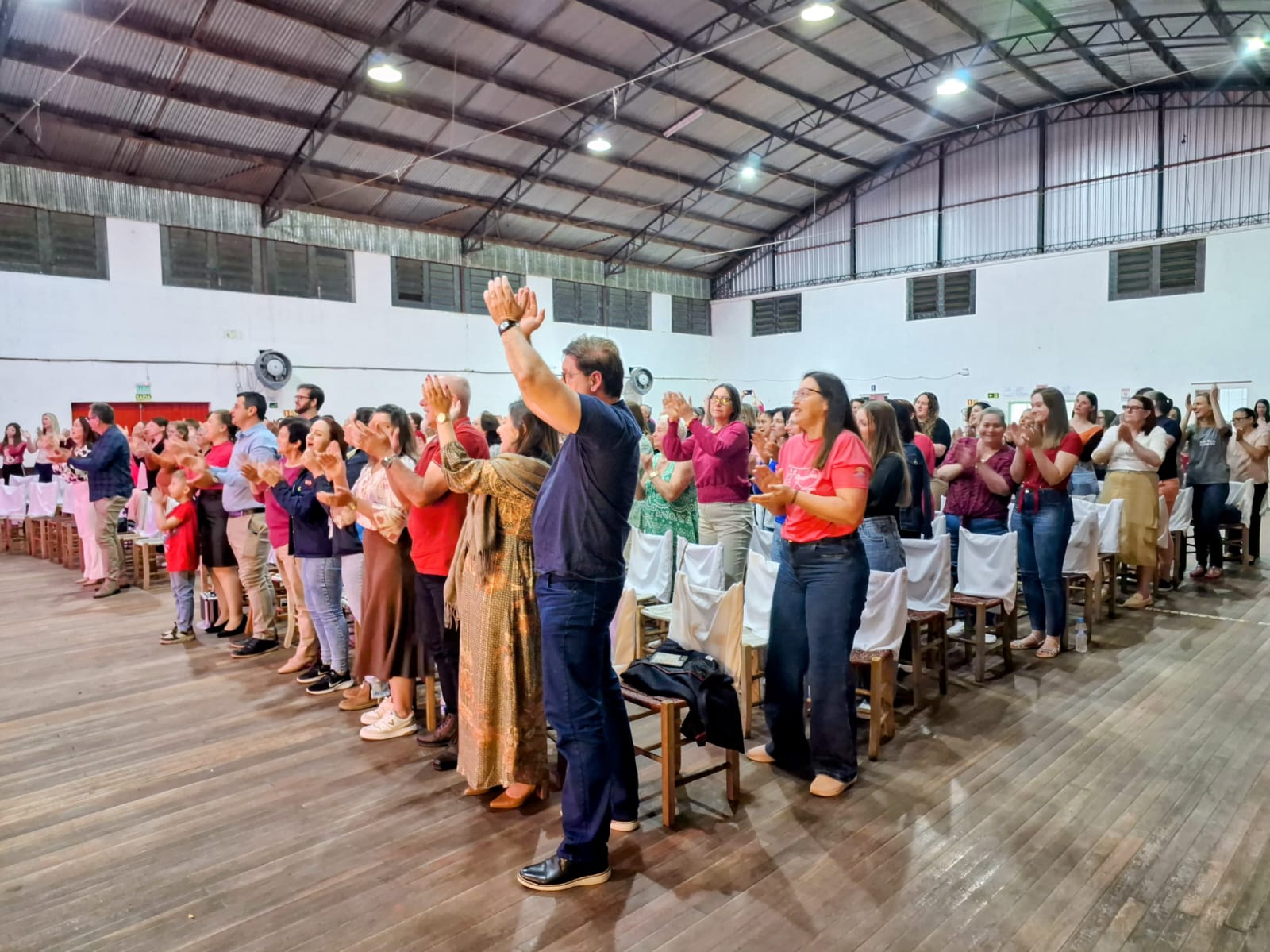 Paulo Bento promove Noite Especial aos Munícipes dentro da programação do Outubro Rosa